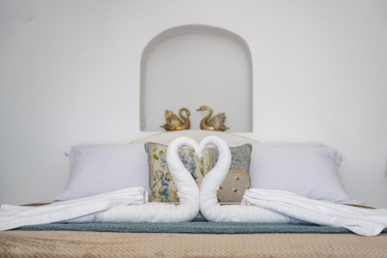 Sun Angelos Oia - Luxury Cave Suites מראה חיצוני תמונה