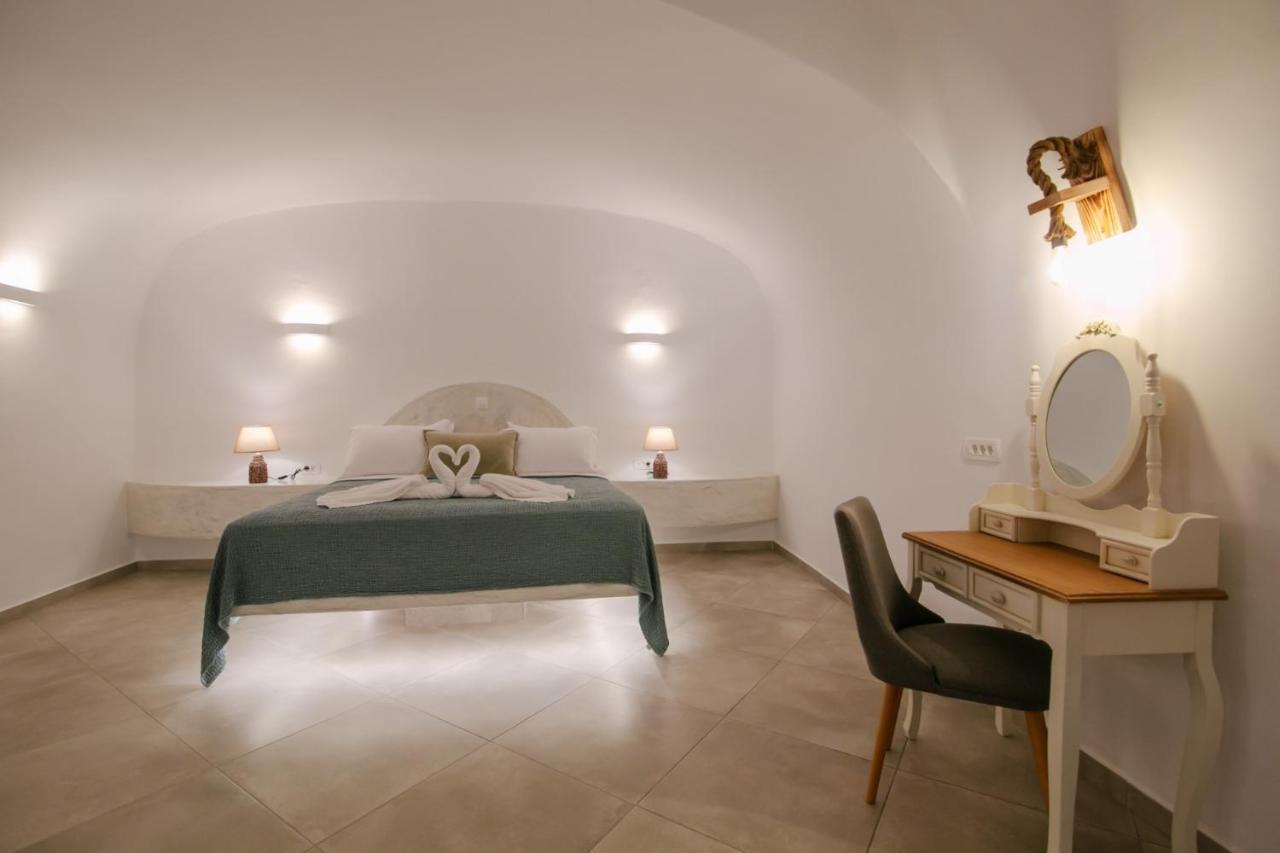 Sun Angelos Oia - Luxury Cave Suites מראה חיצוני תמונה