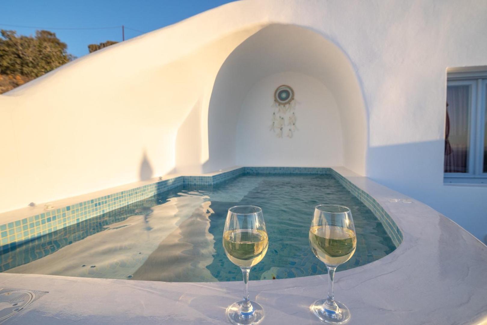 Sun Angelos Oia - Luxury Cave Suites מראה חיצוני תמונה
